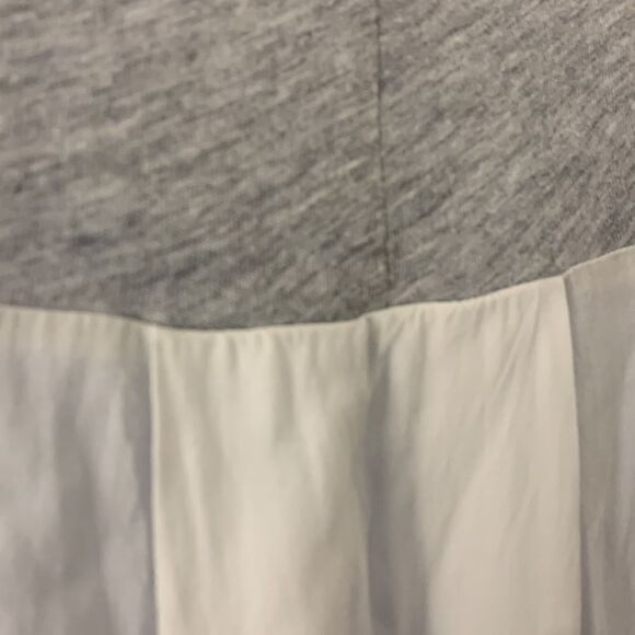 Two by VINCE CAMUTO, long sleeve, hi-low, blouse, cotton/rayon. Great condition - Picture 7 of 10